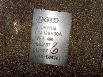 KRYT KOLEKTORU SACÍHO VW TRANSPORTER T4 2.5 TDI MULTIVAN 074129900A