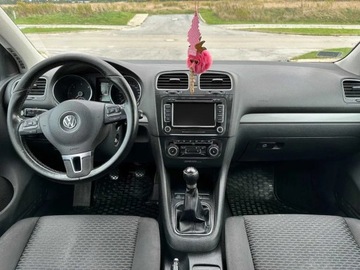 Volkswagen Golf VI Hatchback 5d 2.0 TDI 110KM 2008 Volkswagen Golf VI 2.0 TDI błękitny, 6 biegów, bogate wyposażenie, zdjęcie 5