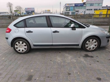 Citroen C4 I Hatchback 1.6 16V 110KM 2008 Citroen C4 - Niski Przebieg 1.6 Benzyna 110KM, zdjęcie 3
