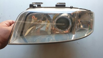 Le reflektor AUDI A6 C5 2001r 4B0941003BJ ORYGINAŁ
