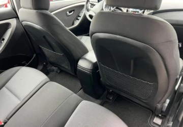 Hyundai i30 II Wagon Facelifting 1.6 CRDi 110KM 2016 Hyundai i30 1.6D 110KM Autom.Navi Kamera Led Xenon Grzane Siedz.Faktura Gw, zdjęcie 11