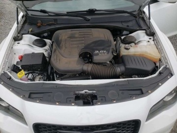 Chrysler 300C II 2021 Chrysler 300 2021, 3.6L, TOURING, od ubezpieczalni 3.6 Benzyna 292KM, zdjęcie 10