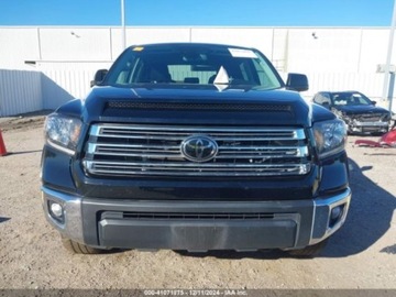 Toyota Tundra II 2021 Toyota Tundra 2021r., SR5, od ubezpieczalni 5.7 Benzyna 381KM, zdjęcie 1