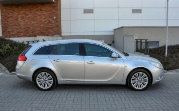Opel Insignia I Sports Tourer 2.0 CDTI ECOTEC 130KM 2012 Opel Insignia 2,0CDTI 2012 r. 2.0 Diesel 130KM, zdjęcie 4