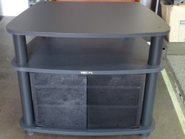 Тумба под телевизор Филипс. 0224
