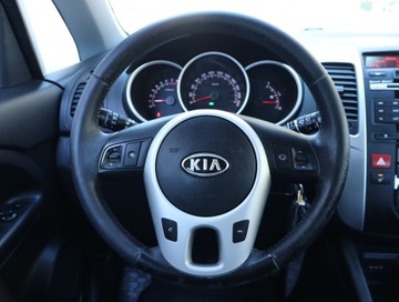 Kia Venga Mikrovan 1.6 DOHC CVVT 125KM 2012 Kia Venga 1.6 CVVT, Automat, Klima, Klimatronic, zdjęcie 19