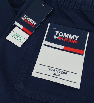 Tommy Hilfiger Spodnie męskie Joggery Granatowe Tommy Jeans r. L + Naklejka