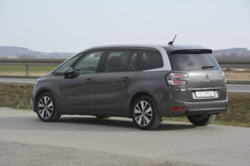 Citroen Grand C4 Picasso II Grand Picasso Facelifting 2.0 BlueHDi 150KM 2018 Citroen C4 Grand Picasso 2.0BlueHDi 7 osobowy hak, zdjęcie 4