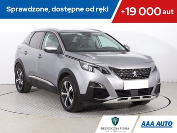 Peugeot 3008 II Crossover 1.2 PureTech 130KM 2018 Peugeot 3008 1.2 PureTech, Salon Polska