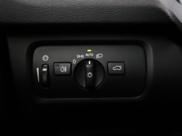 Volvo V40 II 2019 Volvo V40 Momentum navi PDC tempomat LED, zdjęcie 30