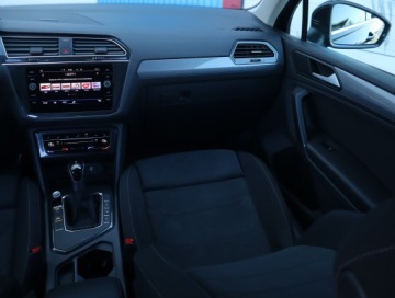 Volkswagen Tiguan II SUV 1.5 TSI EVO 150KM 2020 VW Tiguan 1.5 TSI, Salon Polska, DSG, Klima, zdjęcie 7