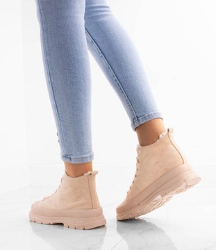 BEŻOWE WYSOKIE TRAMPKI OCIEPLANE 40