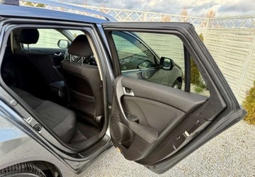 Honda Accord VIII Kombi 2.0 VTEC 156KM 2011 Honda Accord Honda Accord 2.0 Elegance 2.0 Benzyna 156KM, zdjęcie 32