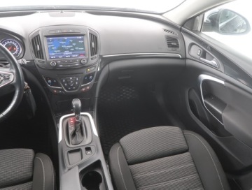 Opel Insignia I Country Tourer 2.0 CDTI Ecotec 170KM 2016 Opel Insignia 2.0 CDTI, 167 KM, Automat, Navi, zdjęcie 7