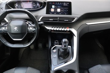 Peugeot 3008 II Crossover 1.2 PureTech 130KM 2018 Peugeot 3008 1.2 PureTech, Salon Polska, Skóra, zdjęcie 11