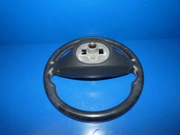 MERCEDES A TŘÍDA W176 VOLANT FUNKČNÍ Z KNOFLÍKAMA