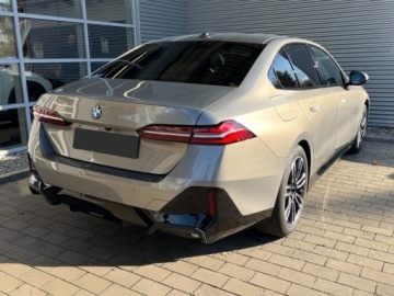 BMW Seria 5 G90-91 Touring 2.0 520d 197KM 2025 BMW Seria 5 520d Sport Sedan 2.0 (197KM) 2025, zdjęcie 2