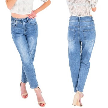 Jeansowe spodnie damskie z przetarciami MOM FIT z wysokim stanem M
