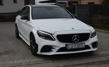 Mercedes Klasa C W205 2019 Mercedes-Benz Klasa C 2.0B AMG 265KM Navi Kamera Aktywne wydechy 123 TYS KM, zdjęcie 1