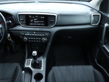 Kia Sportage IV SUV Facelifting 1.6 GDI 132KM 2019 Kia Sportage 1.6 GDI, Salon Polska, 1. Właściciel, zdjęcie 7