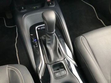 Toyota Corolla XII TS Kombi Facelifting 2.0 Hybrid Dynamic Force 196KM 2025 TOYOTA Corolla Executive 2.0 Hybrid Dynamic Force 196KM, zdjęcie 13