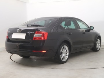 Skoda Octavia III Liftback Facelifting 1.6 TDI 115KM 2019 Skoda Octavia 1.6 TDI, Salon Polska, Klima, zdjęcie 4