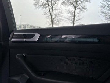 Volkswagen Arteon Shooting Brake R 2.0 TSI 320KM 2023 Volkswagen Arteon Shooting Brake 2.0 TSI 4Motion R, zdjęcie 36