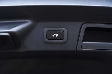 Land Rover Range Rover Velar SUV 2.0 Si4 300KM 2020 Land Rover Range Rover Velar Panorama AWD ACC HSE LED zaw. Pneumatycz, zdjęcie 8