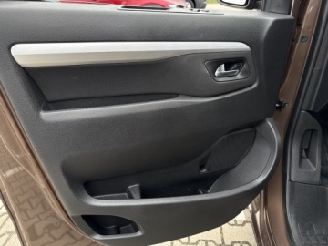 Toyota Proace II Furgon Medium 2.0 D-4D 177KM 2024 Toyota PROACE VERSO 2.0 D4-D Long Business 2.0 D4-, zdjęcie 16