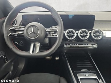 Mercedes GLB 2024 Mercedes-Benz GLB Mercedes-Benz GLB 2.0 Diesel 230KM, zdjęcie 12