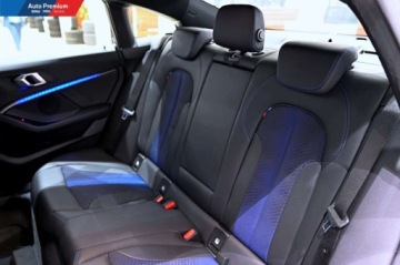 BMW Seria 2 G42-U06 Active Tourer 1.5 218i 136KM 2021 BMW Seria 2 218iFotel SportowyM SportShadow LineLED Fog LightsStep Tronic, zdjęcie 13