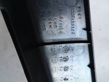 LIŠTA DESKY ROZDĚLOVACÍ 8002A191ZZ MITSUBISHI LANCER VIII