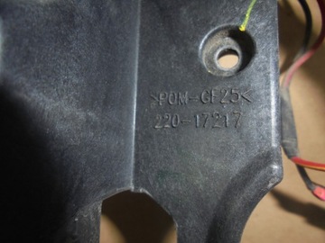 ISUZU D-MAX 1.9D 17R. AUTOMAT - INSTALACE SVĚTLA PRAVÉ ZADNÍ 220-17217