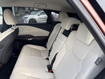 Lexus RX V 2.5 450h+ 309KM 2025 Lexus RX 450h+ Omotenashi IV (2015-2020) RX 450h+, zdjęcie 10