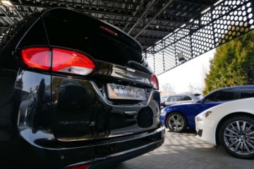 Chrysler Pacifica II 3.6 V6 Hybrid 264KM 2020 Chrysler Pacifica S Hybryda 3.6L V6 Pentastar 263KM StowN Go Cam MenuPL Ke, zdjęcie 30