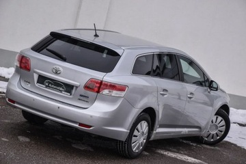 Toyota Avensis II Kombi 2.0 D-4D 126KM 2009 Toyota Avensis TOYOTA AVENSIS 2.0D4D 126KM Xenon Czujniki Parkowania Salon, zdjęcie 6