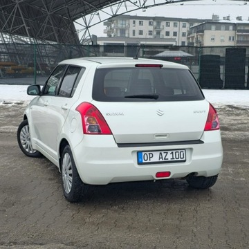 Suzuki Swift IV Hatchback 5d 1.3 92KM 2009 Suzuki Swift 1.3 Comfort dance, zdjęcie 6