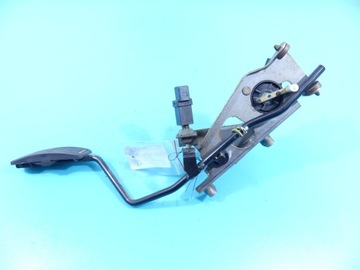 ПЕДАЛЬ ГАЗОВОГО ПОТЕНЦИОМЕТРА MAZDA MPV II CB05-41-AC0