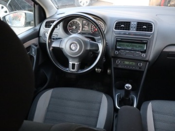 Volkswagen Polo V Hatchback 5d 1.2 TSI 105KM 2011 VW Polo 1.2 TSI, Salon Polska, Serwis ASO, Klima, zdjęcie 6