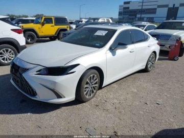 Lexus ES VII (XV70) 2022 Lexus ES 2022 Lexus ES 300h FWD 2.5 Benzyna 176KM, zdjęcie 3