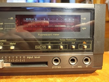 Дековый магнитофон TECHNICS RS-B40
