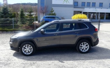 Jeep Cherokee V Terenowy 2.0 MJD 140KM 2014 Jeep Cherokee 2.0Multijet 140KM 4x4 4WD Zero korozji Navi LED Klimatronik, zdjęcie 3