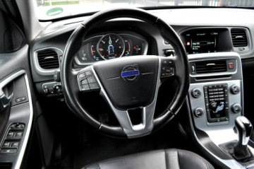 Volvo V60 I Kombi Facelifting 2.0 D2 DRIVE-E 120KM 2015 Volvo V60 LiFT Ocean Race Ledy Digital Skóra Navi, zdjęcie 6