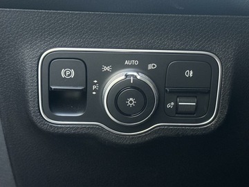 Mercedes GLB SUV 1.3 200 163KM 2023 Mercedes-Benz GLB 200, zdjęcie 21