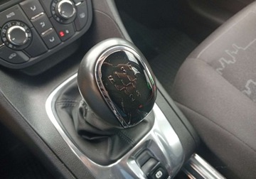 Opel Meriva II Mikrovan 1.4 Turbo ECOTEC 120KM 2011 Opel Meriva Zarejestrowany - ubezpieczony - 1,4 - 120 KM 1.4 Benzyna 120KM, zdjęcie 22