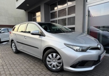 Toyota Auris II Touring Sports Facelifting 1.33 Dual VVT-i 99KM 2017 Toyota Auris salon Polska, serwis ASO Toyota, Gwarancja 1.3 Benzyna 99KM