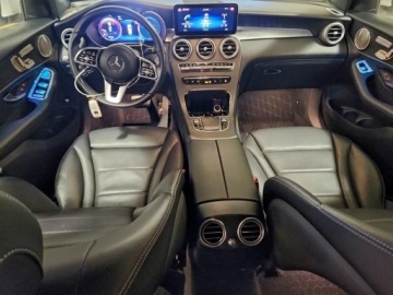 Mercedes GLC C253 2021 Mercedes-Benz GLC 300 4Matic 2021 2.0 Benzyna 255KM, zdjęcie 8