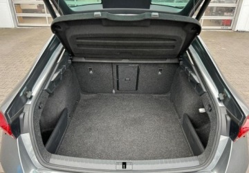 Skoda Octavia IV Liftback 1.5 TSI EVO 150KM 2024 Skoda Octavia Selection komplet opon, Podgrzewane fotele, Kamera cofania,, zdjęcie 9