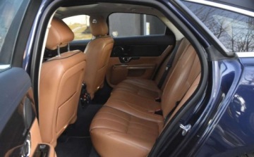 Jaguar XJ VII X351 Sedan SWB 3.0L V6D 600 275KM 2015 Jaguar XJ Jaguar XJ 3.0 V6 S Premium Luxury 3.0 Diesel 275KM, zdjęcie 11