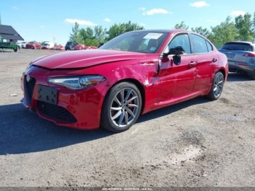 Alfa Romeo Giulia II 2023 Alfa Romeo Giulia 2023r., 4x4, 2.0L 2.0 Benzyna 28KM, zdjęcie 1